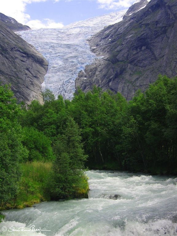 Briksdalsbreen