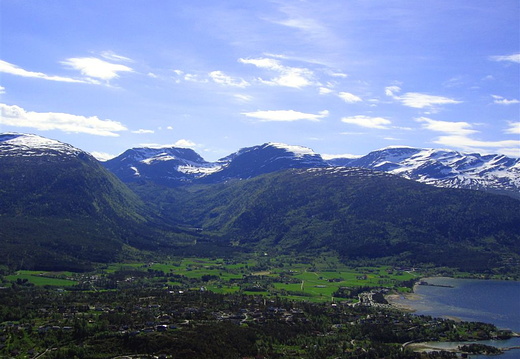 Bukta frå Engesetåsen