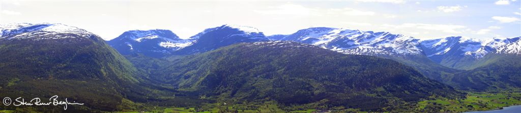 Panorama frå Nausa til Traudalen