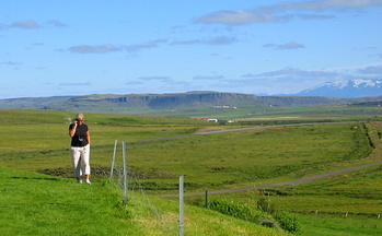 Long distance phone call from Skálholt, Ellen