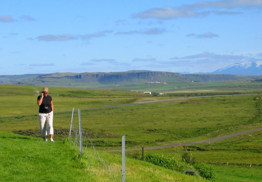 Long distance phone call from Skálholt, Ellen