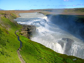 Gullfoss as seen from the top of the platou