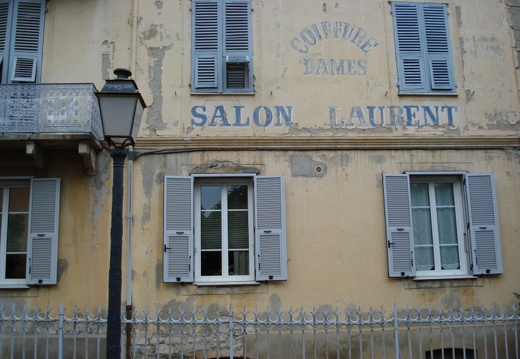 "Former beauty" saloon in Corte