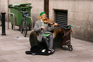 Aldrande gatemusikant