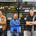 Tre menn og ein alkoholbutikk