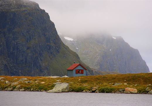 Granekuphytta med Vetledalsegga og Smørløysa i bakgrunnen