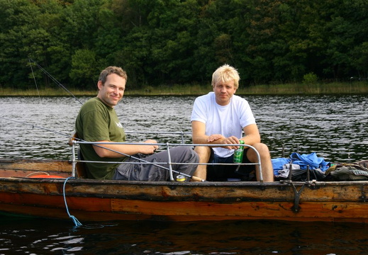 Tor og Terje har på dette tidspunktet framleis tru på at vi vil få fisk