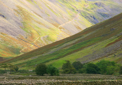 Rås opp frå dalbotnen, Scafell Pike, Lake District