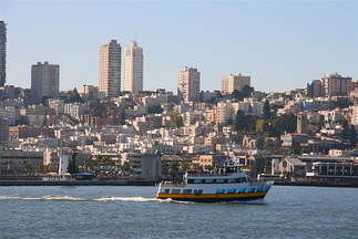 Bay cruiser at San Francisco ocean front