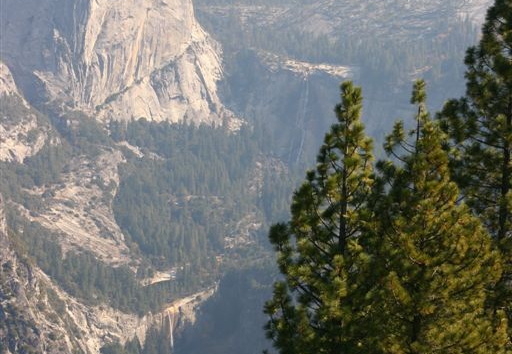 Illilouette fall as seen from Glacier Point