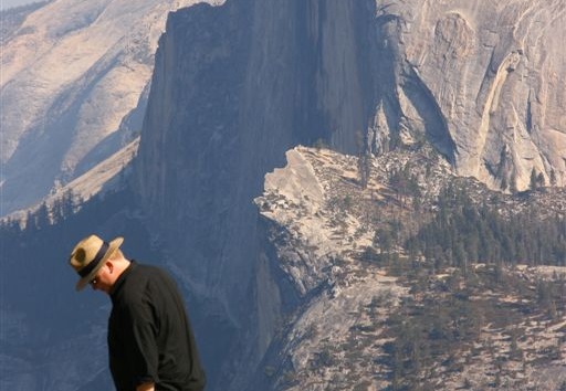 Runar in front of Half Dome