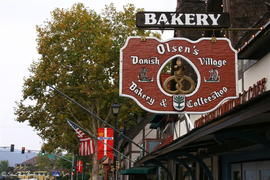 Olsen's Danish Village Bakery & Coffee shop