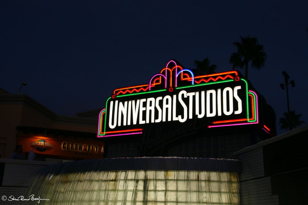 Universal Studios sign by nightfall