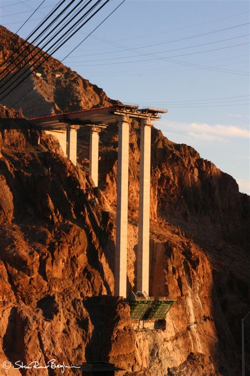 Bridge construction across Boulder Canyon by the Hoover Dam