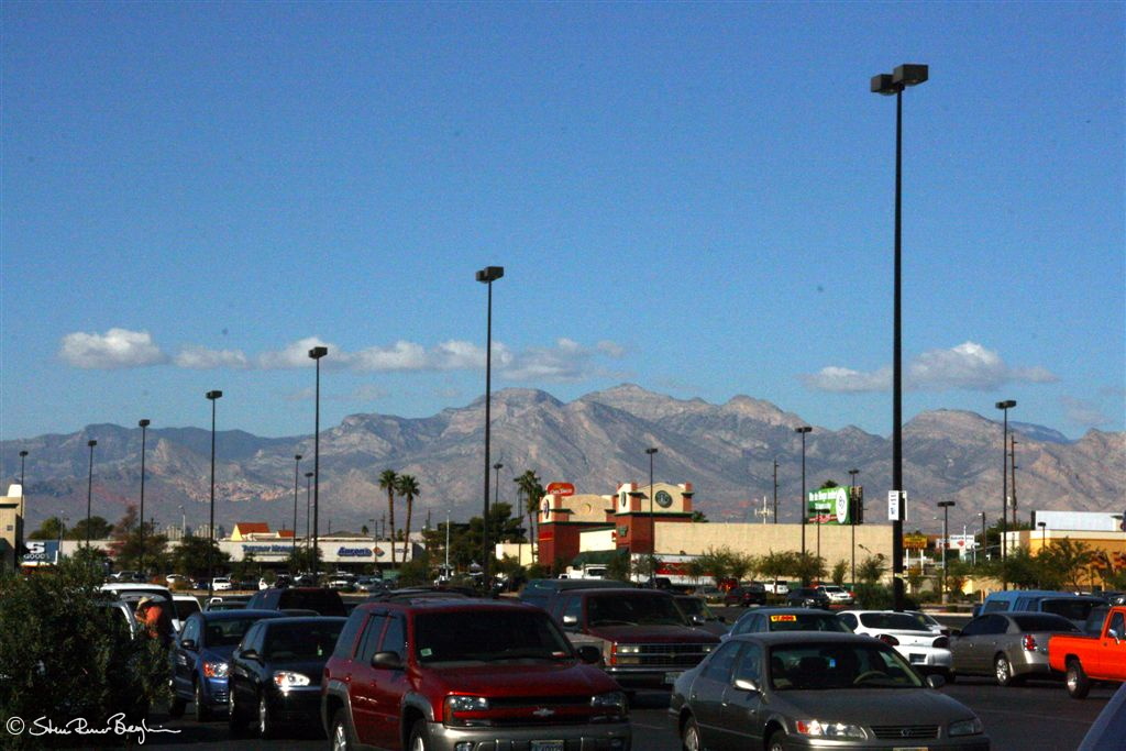 Mountains surrounding Las Vegas