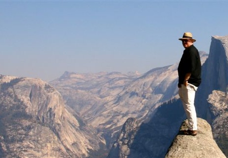 Runar in front of Half Dome