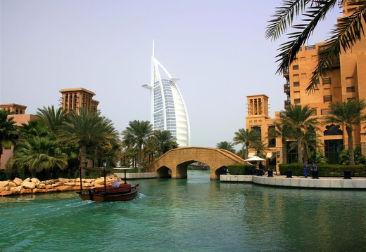 Boat ride on the canals of Madinat Jumeirah
