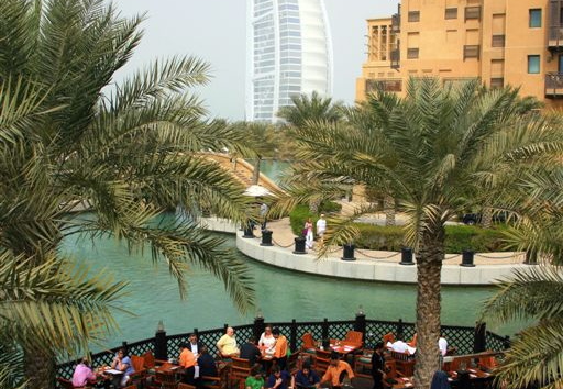 Dining on the Madinat Jumeirah water front