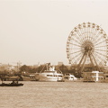 Ferris wheel by Dubai Creek