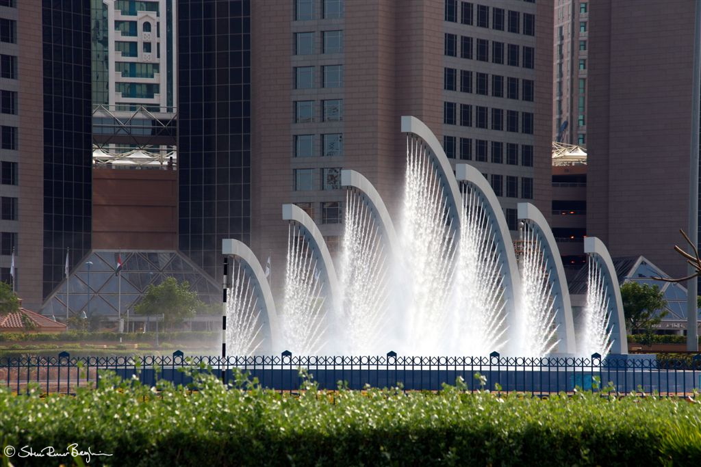 Fountain near Sheraton Hotel on the Corniche