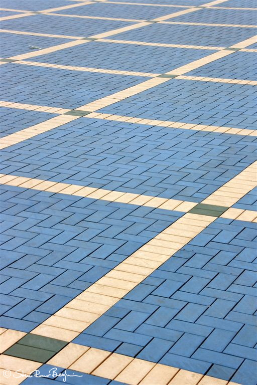 Pavement pattern on the Corniche