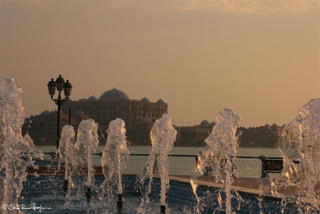 Detail of fountain in front of Emirates Palace