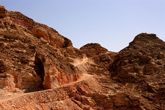 Dubious looking road to the real top of Jebel Hafeet