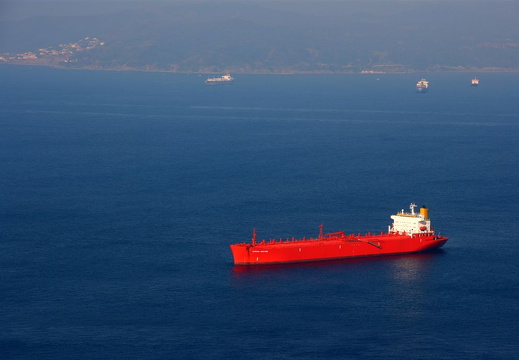 Tankar utanfor Gibraltar