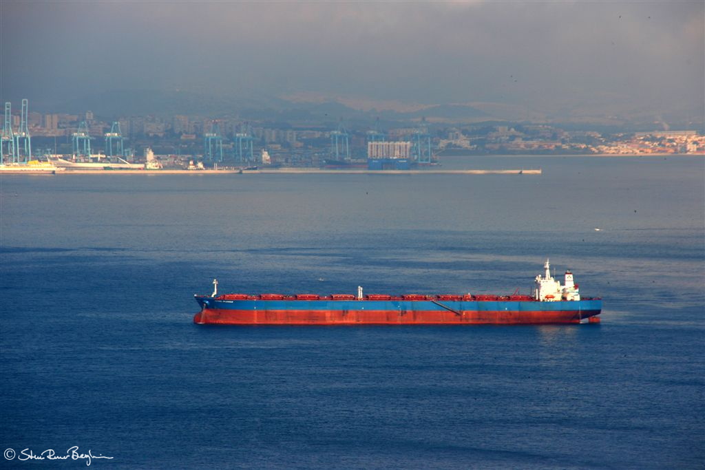 Tankar utanfor Gibraltar