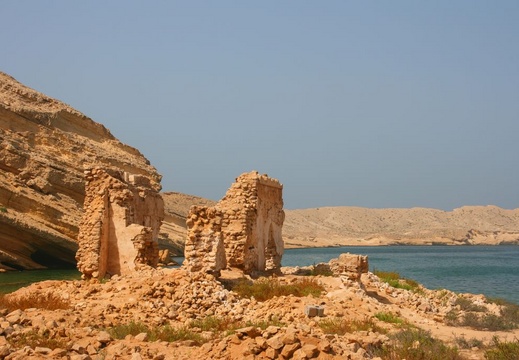 Ruin at Gissah Beach