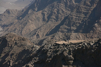 A fortress on a mountain side on the way from Ras al Khaimah to Khasab