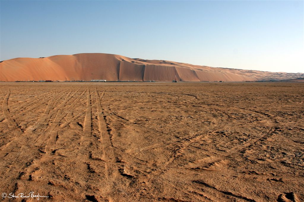 Tal Moreeb dune racing field