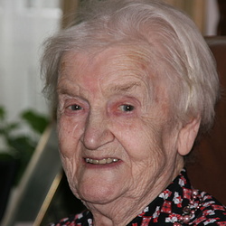 Anna 99 år (Sandane) April 2009