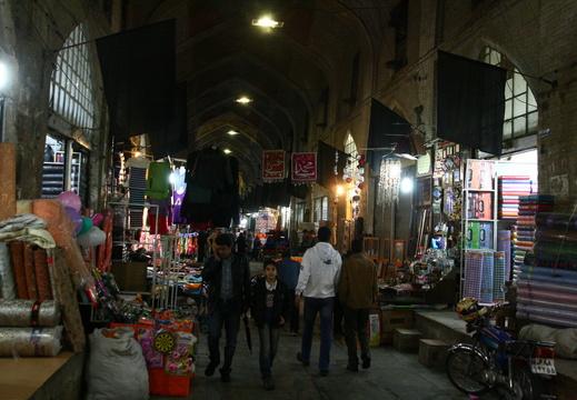 Bazaarscape from Vakil Bazaar