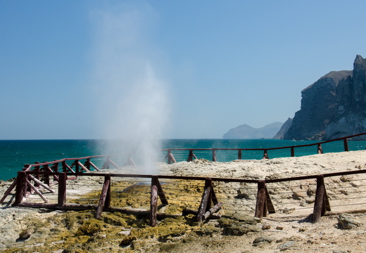 Marneef Blowhole, Mughsayl