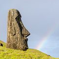 Rainbow by Moai on the southern slope of Rano Raraku