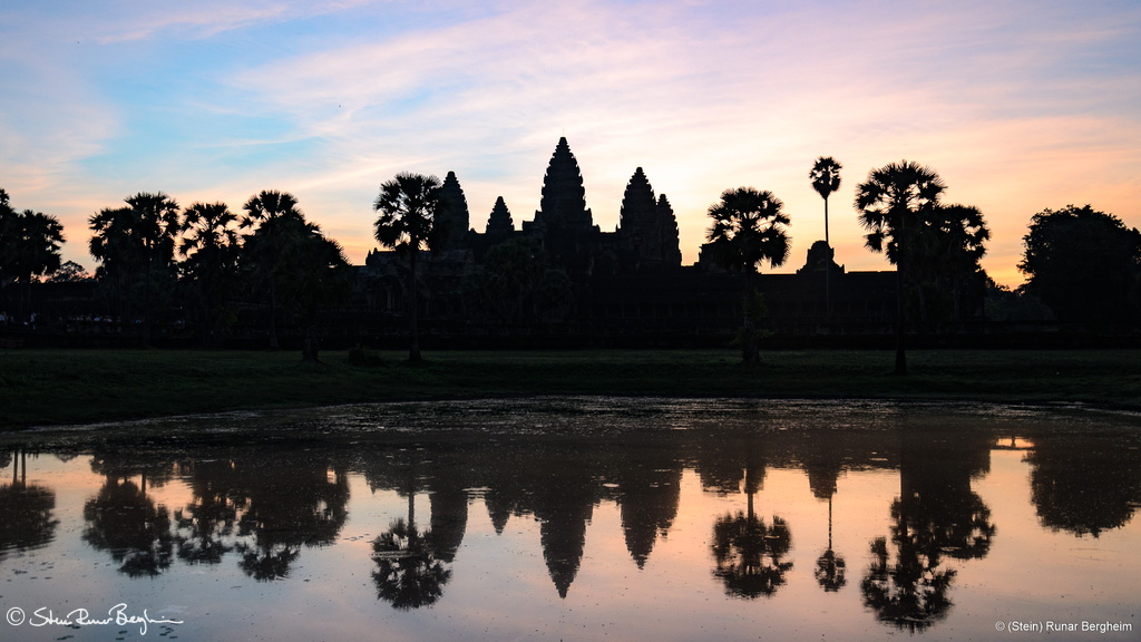 Ang Kor Wat at sunrise