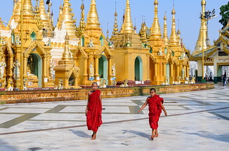 Shwedagon Pagoda, Yangon, Myanmar