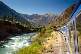 Train ride from Cuzco to Puno